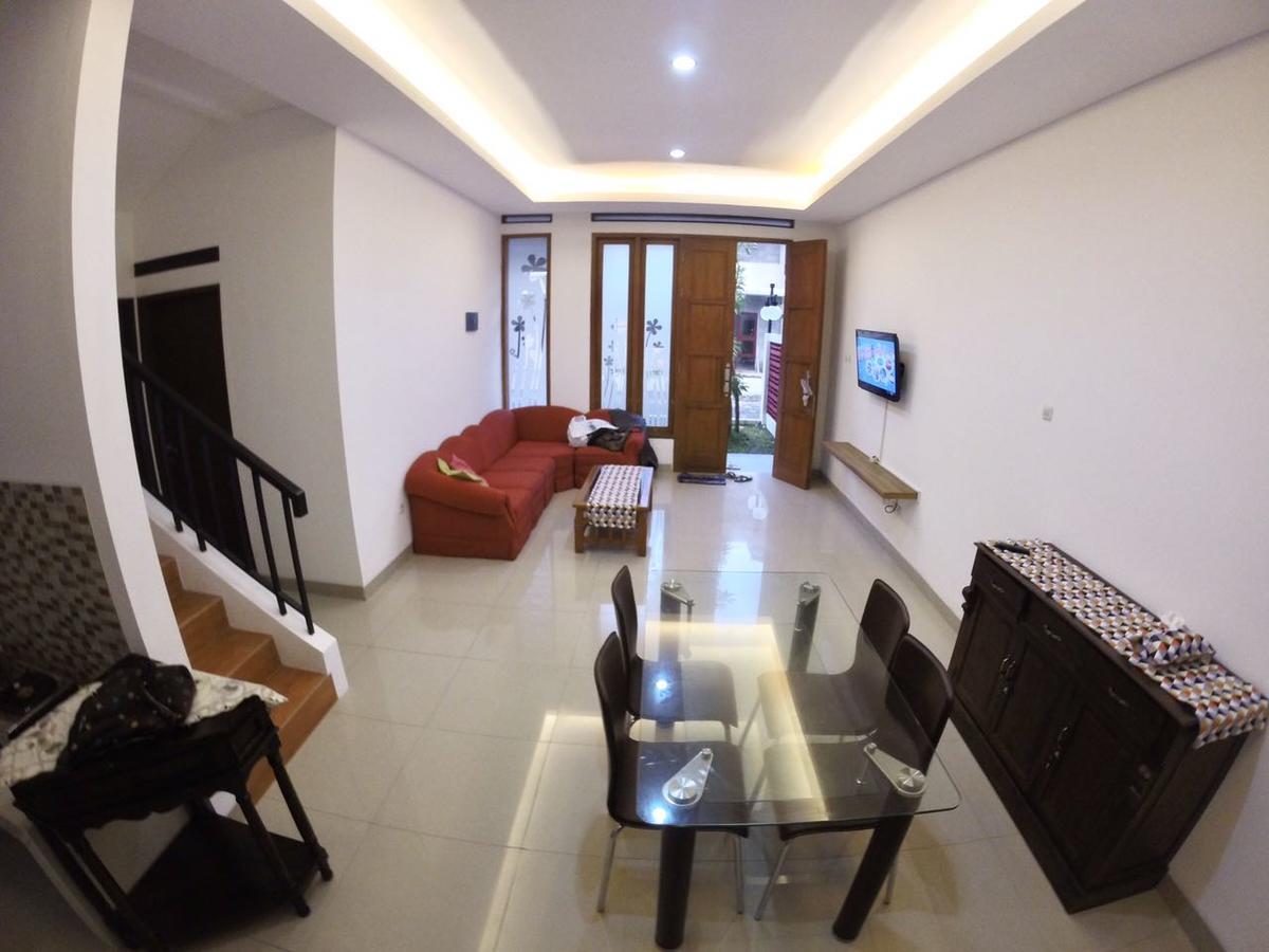 Padma Laguna Guesthouse Baturetno Zewnętrze zdjęcie