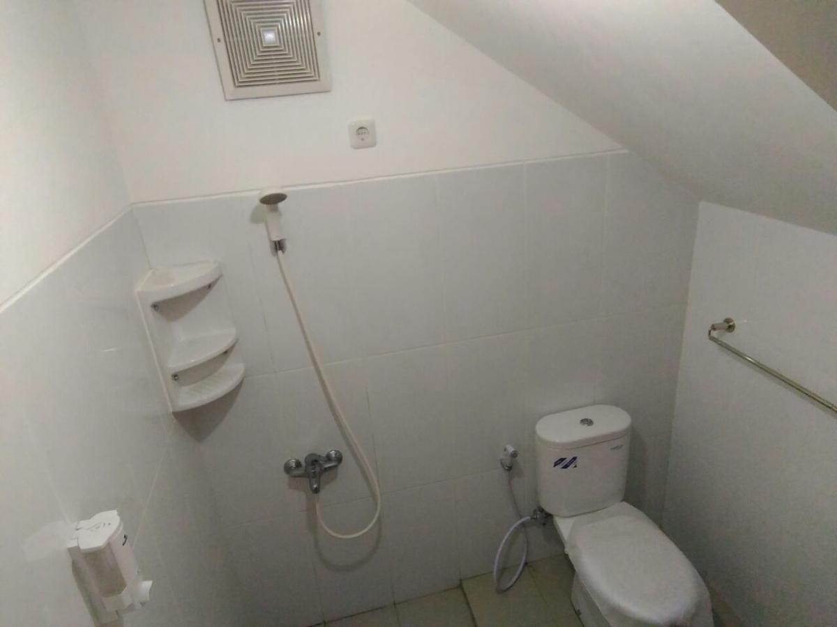 Padma Laguna Guesthouse Baturetno Zewnętrze zdjęcie